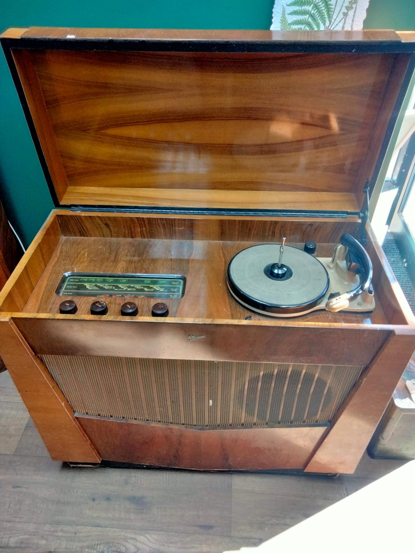 Marconoiphone radiogram