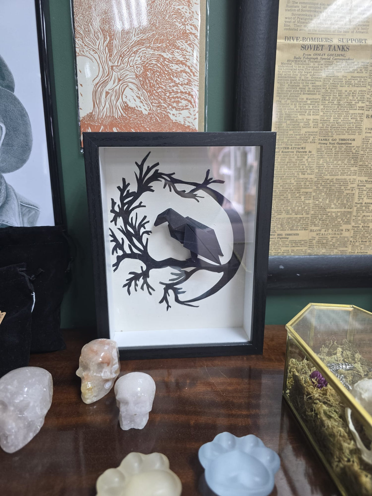 Raven Origami Frame by Flat Dragon