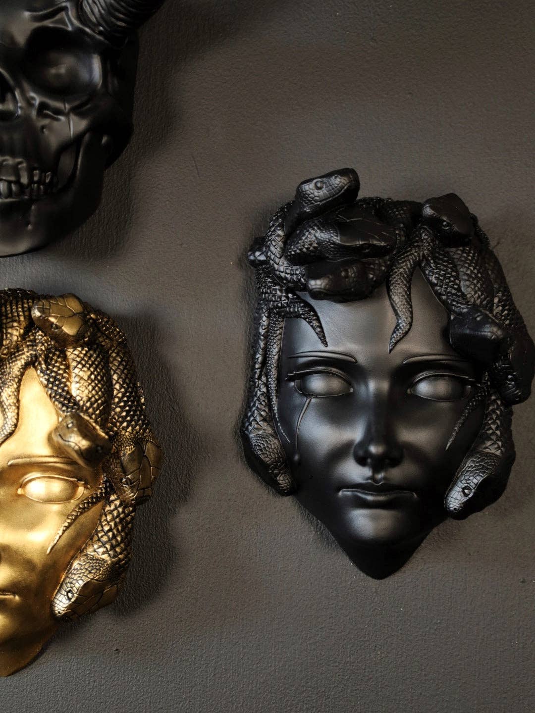 Medusa Wall Hanging Black
