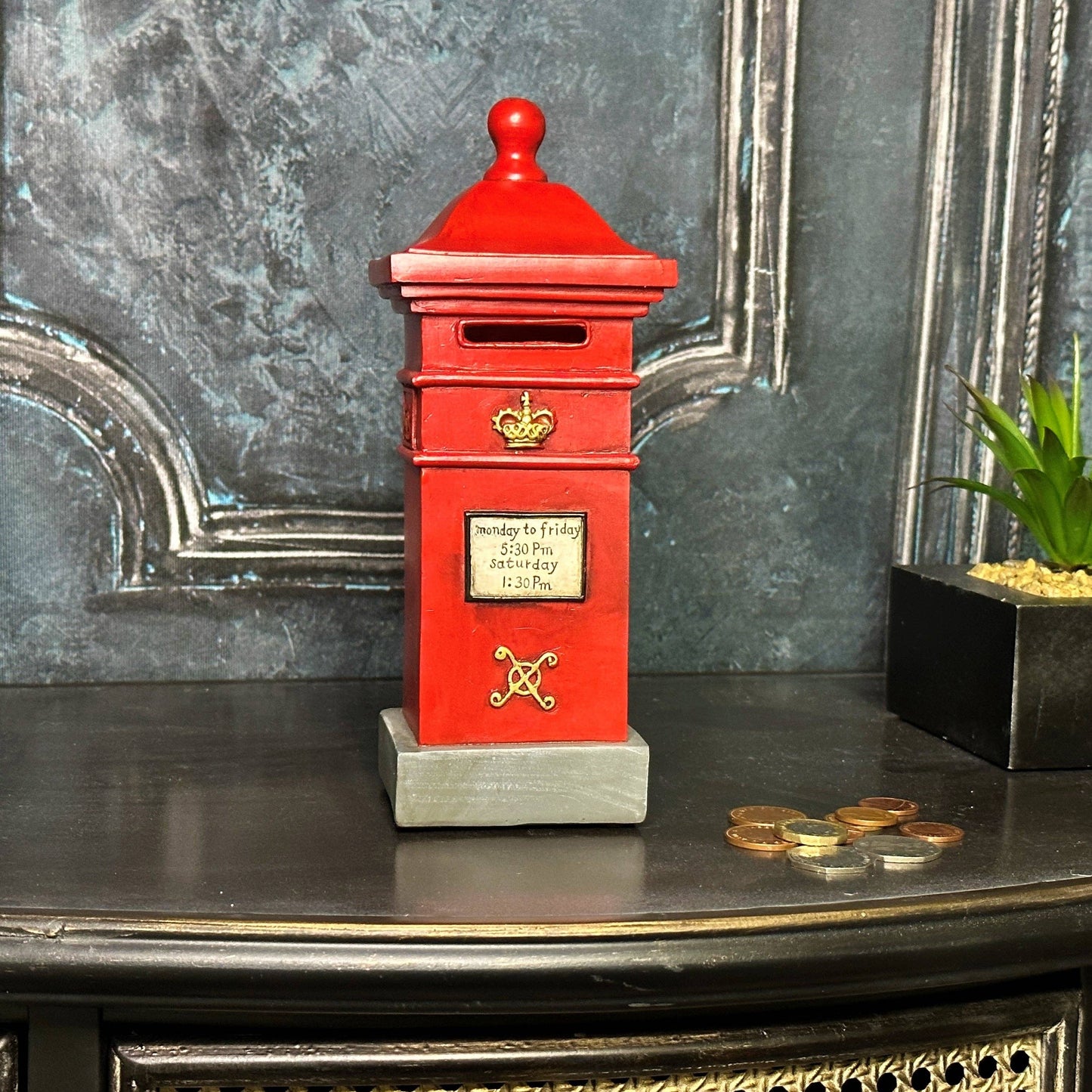 Primrose Money/Post Box