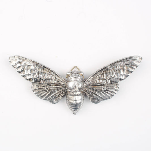 Bee Wall Art – Nature-Inspired Statement Piece