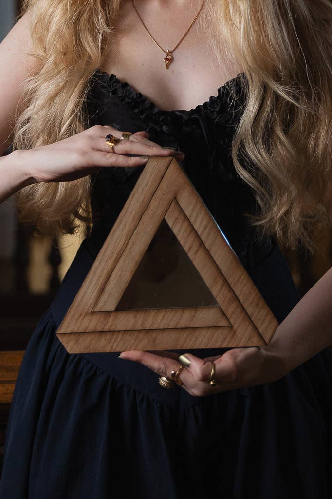 Impossible Triangle Mirror