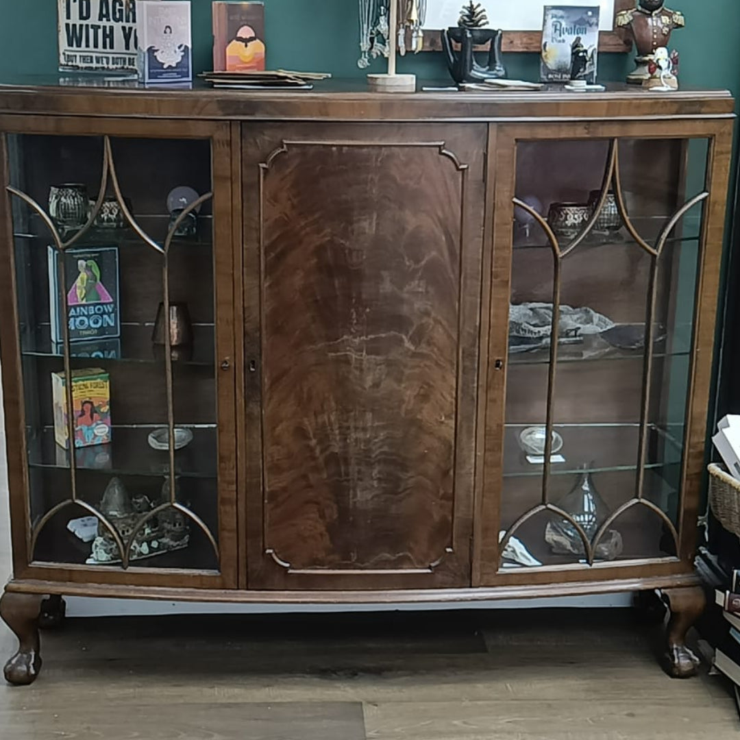 Art Deco Bow-Front Display Cabinet – c.1930