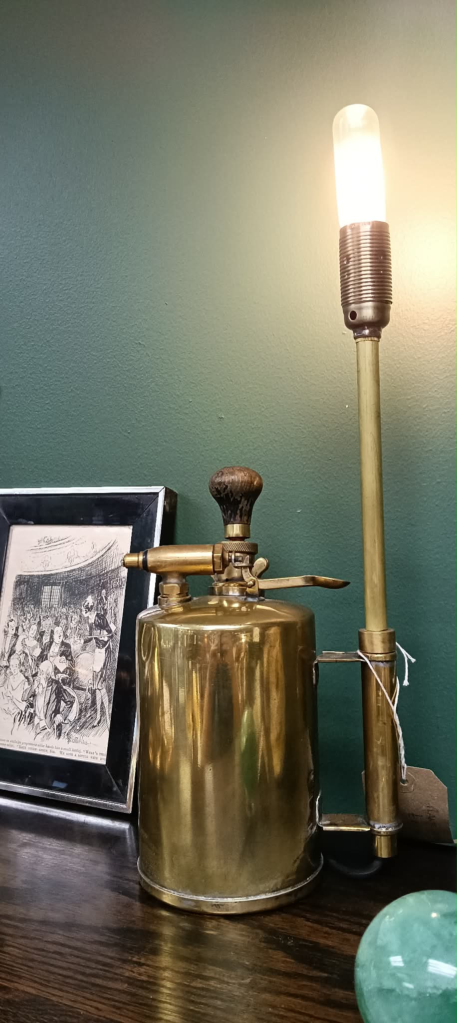Plant sprayer lamp By Old stuff lighting