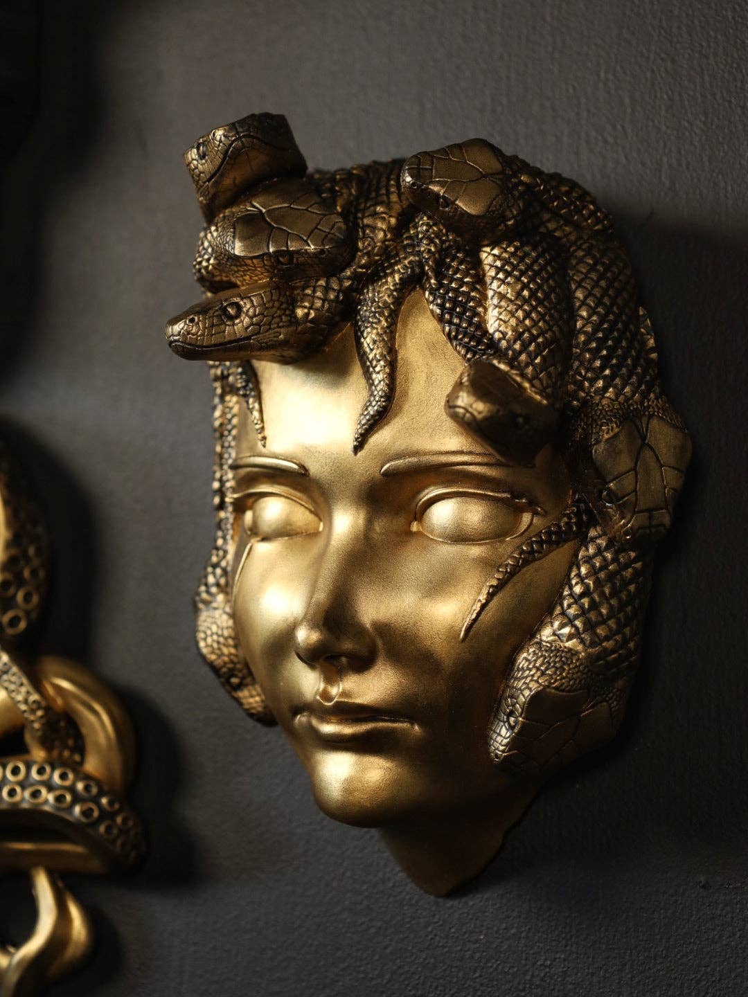 Medusa Wall Hanging Gold