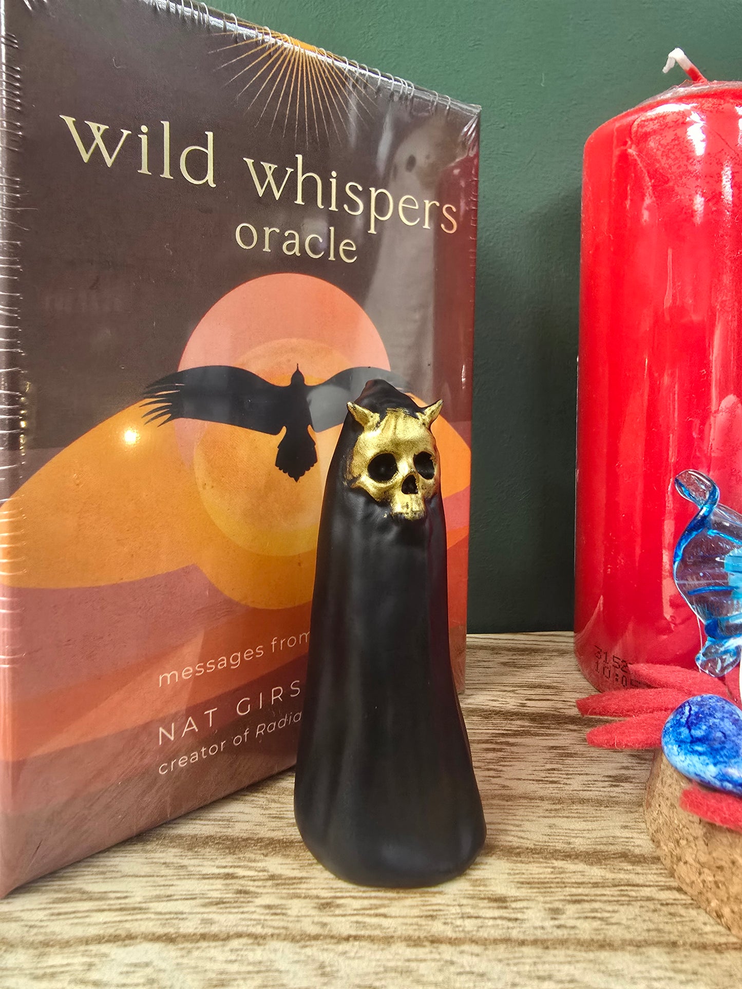 Gothic Skull Ghost Ornament Black & Gold